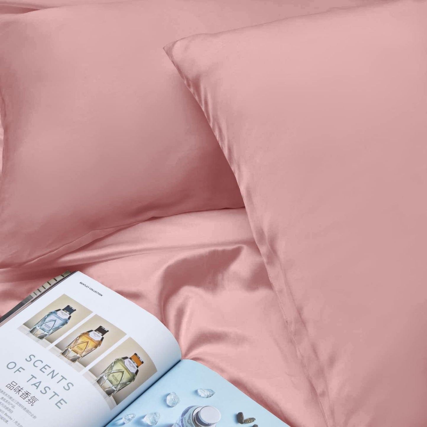 INSSL Silk Pillowcase for Women, Mulberry Silk Pillowcase for Hair and Skin and Stay Comfortable and Breathable During Sleep (Standard, Coral)