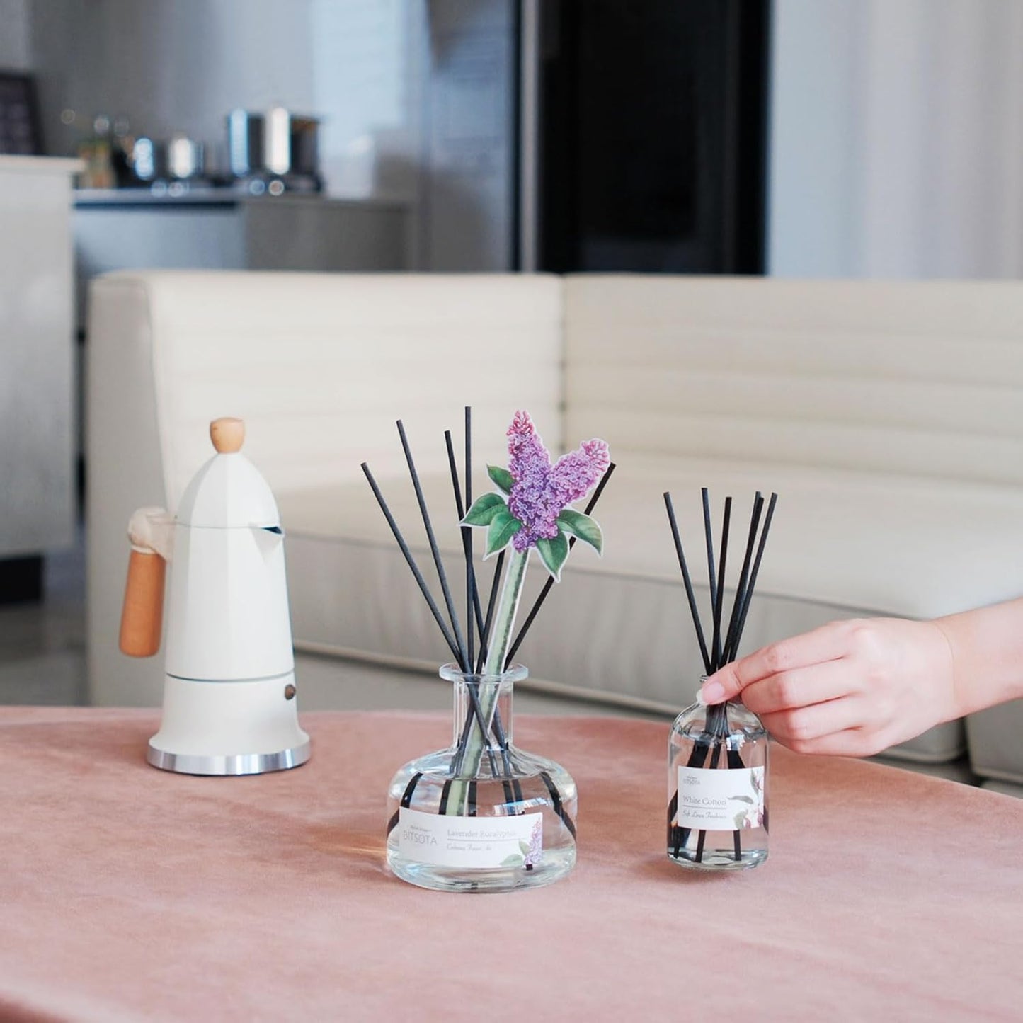 Reed Diffuser Set, 3.52 oz (100ml) Scented Diffuser with Sticks Home Fragrance Reed Diffuser for Bathroom Shelf Decor, Ideal Gift for Woman (Lavender Eucalyptus)