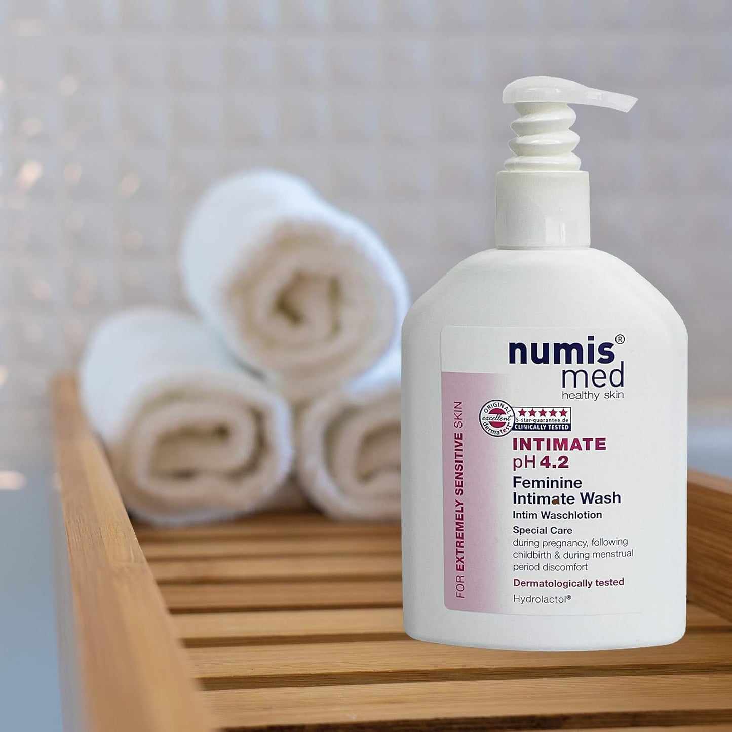 Feminine Intimate pH Balanced Daily Wash for Sensitive Skin, Pregnant Women and Cleanliness During Menstrual Period, Dermatologist Tested, 200 ml (Original)