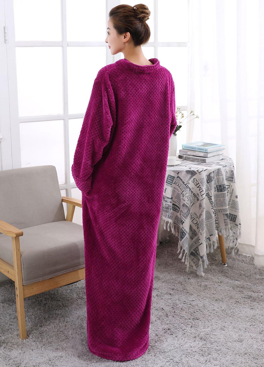 Artfasion Womens Fleece Robe Plush Long Zip Front Bathrobe with Pockets Warm Soft Zippered Bathrobes for Women
