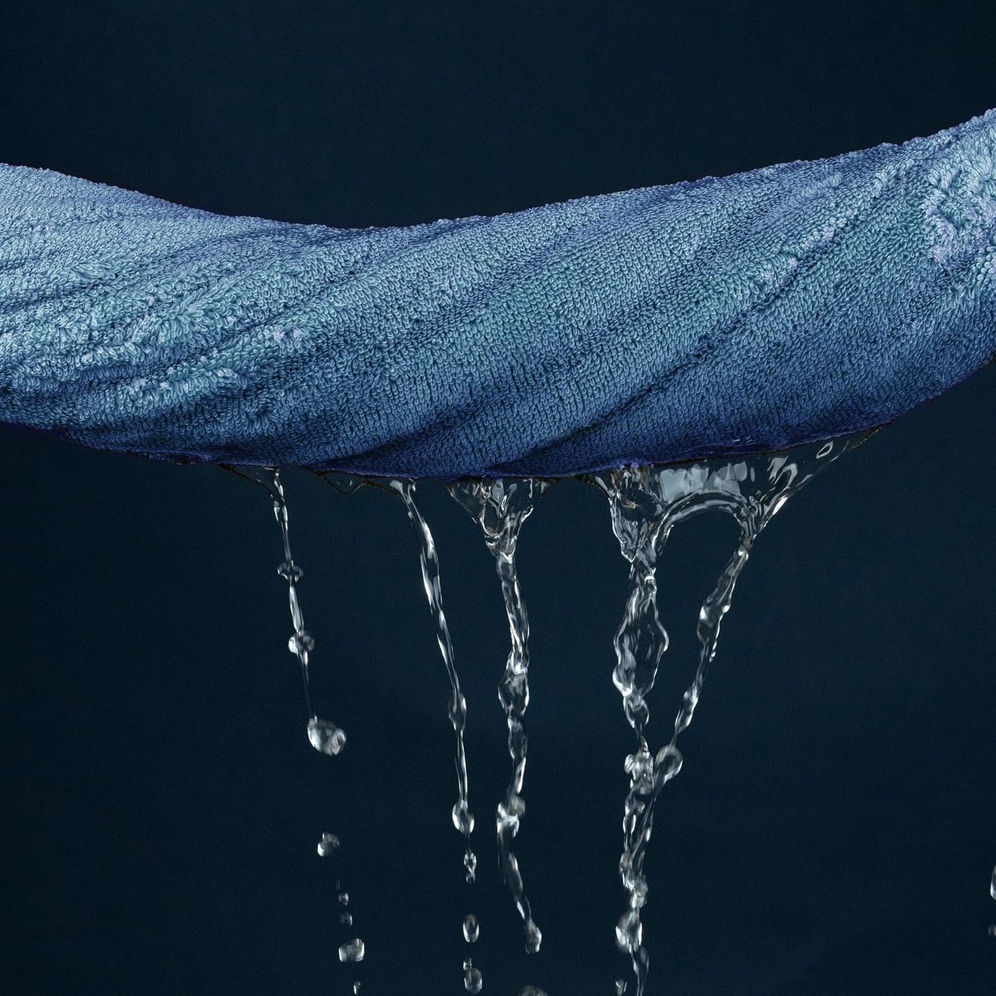 POLYTE Ring Spun Microfiber Oversize Quick Dry Lint Free Bath Towel, 60 x 30 in, Pack of 2 (Blue)