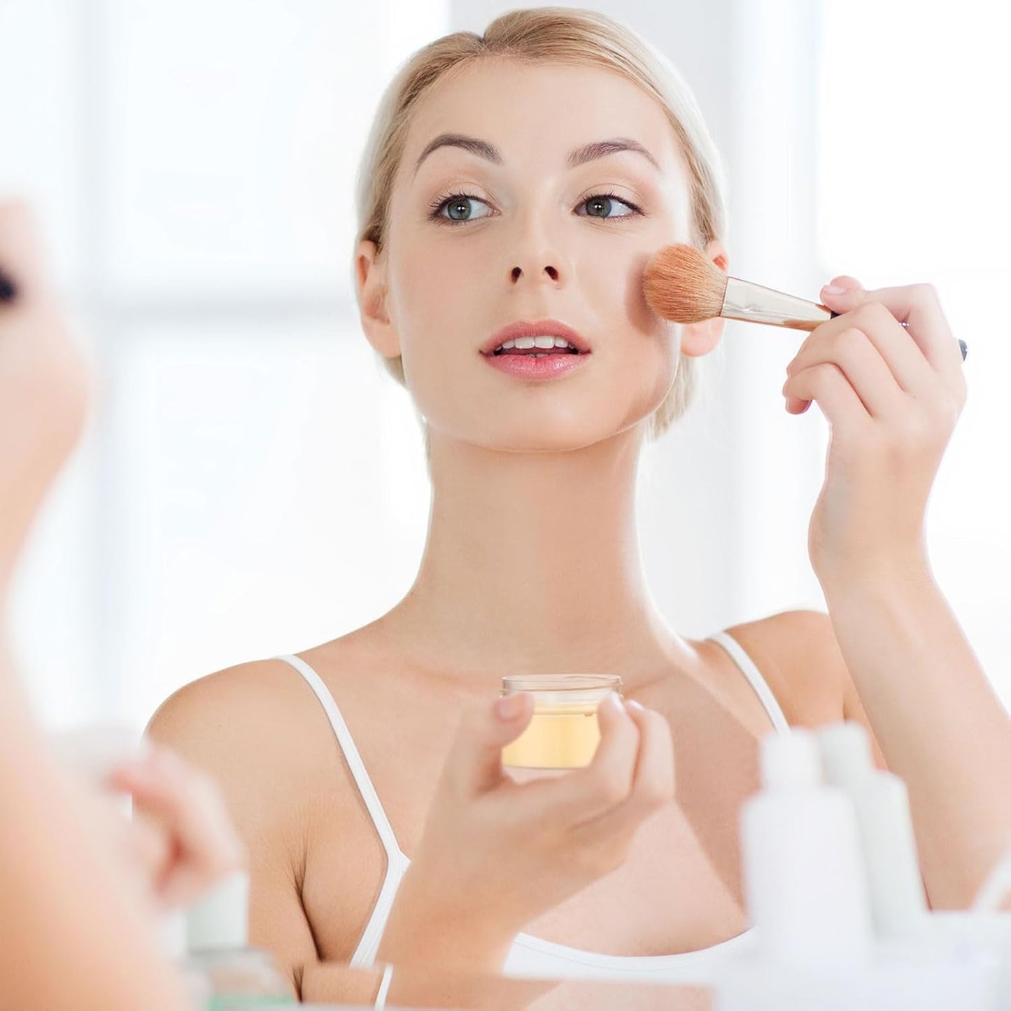 SATINIOR 12 Pack Plastic Container Jars with Lids Round Clear Travel Cosmetic Container Jars for Toiletries, Lotion, Cream, Ointments, Makeup, Rhinestone, Samples, Kitchen Storage(2 oz,Gold)