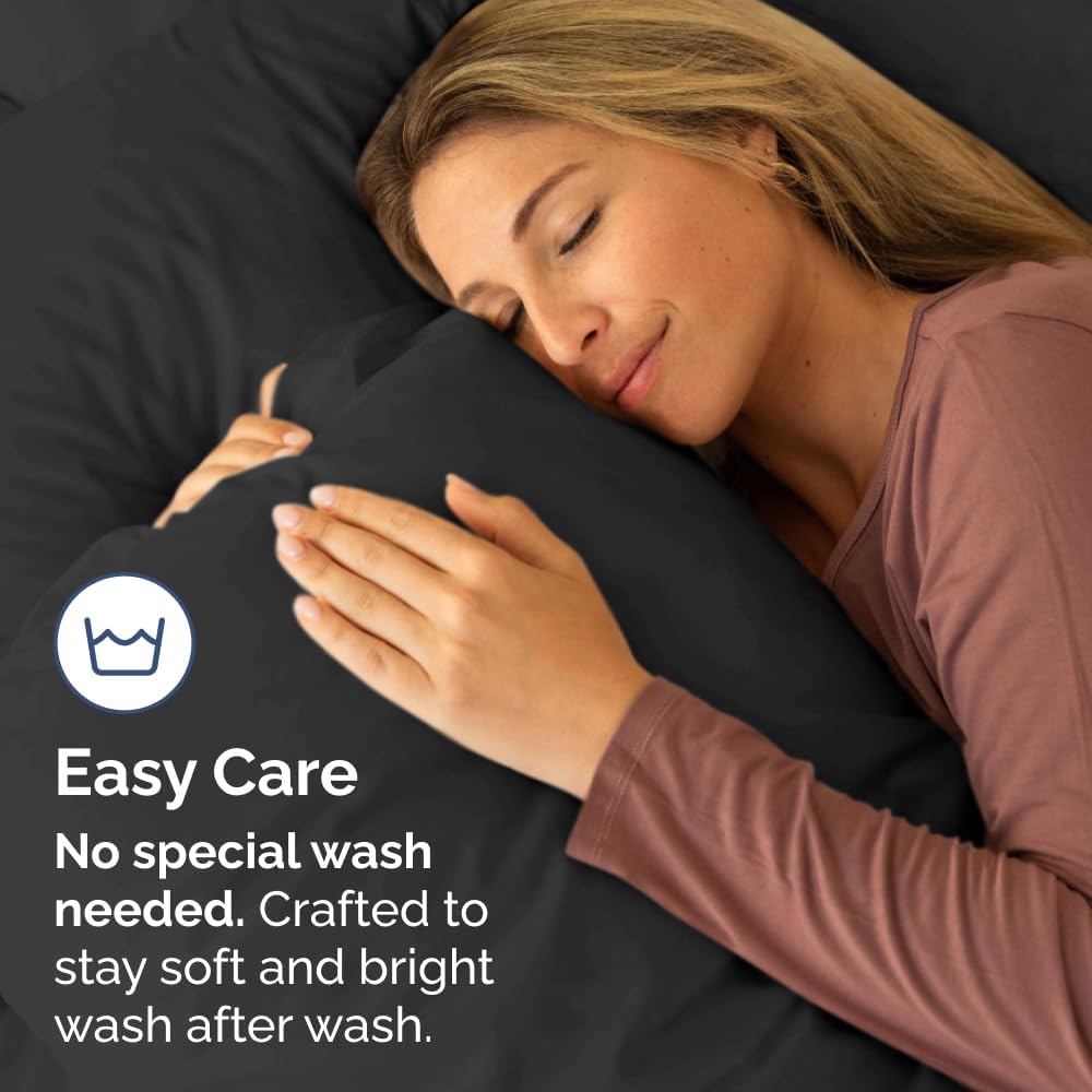 Queen Pillow Cases Set of 4 - Ultra Soft Hotel Quality Pillowcase Covers - Comfy, Cozy & Wrinkle Free - Shrinkage, Stain and Fade Resistant - Machine Washable Pillow Protectors - 4 Piece Set - Black