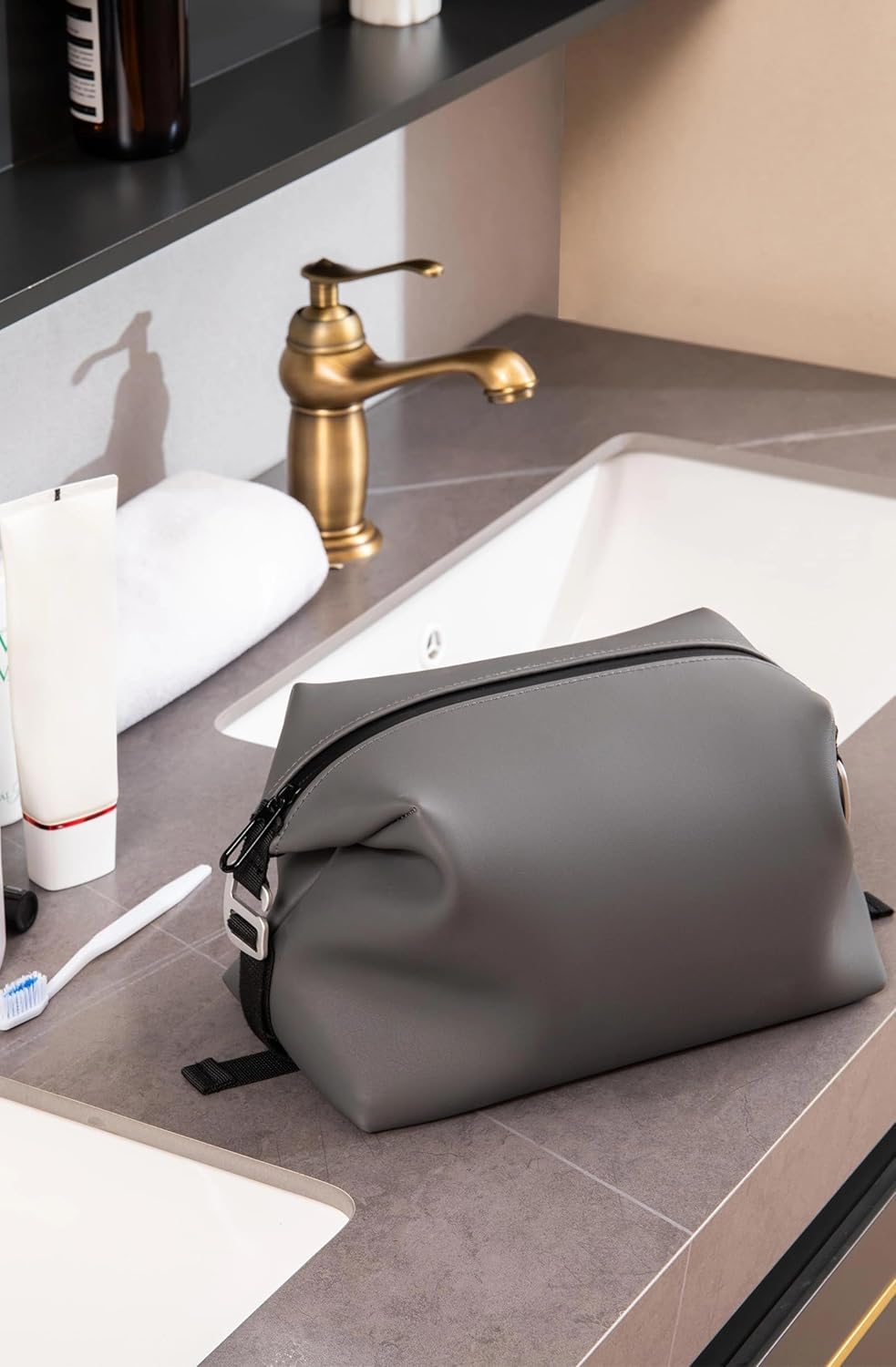 6"x 11" 6L Large Silicone Toiletry Bag,Waterproof Leakproof Foldable Travel Organizer,Dopp Kit Alternative for Men & Women,Grey