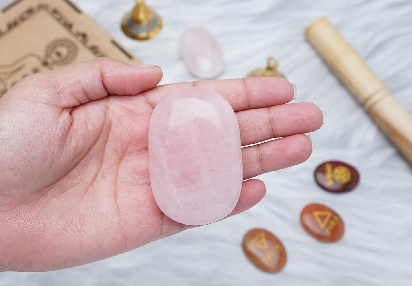 Crocon 50mm Rose Quartz Large Oval Palm Stone 900+ Carats Pocket Massage Worry Stones for Natural Body Chakra Balancing Reiki Healing Stones Massage Spa Energy Crystals