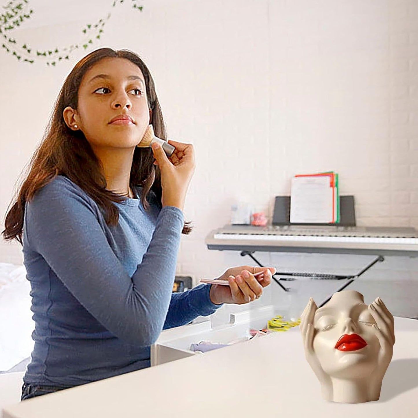 Makeup Brush Organizer, Boho Women Head Shape Sculpture, Modern Desk Decor Pen Holder, White Female Face Vase Bookshelf Decor, Office Shelf Organizer for Vanity, Living Room, Home (Beige 4)