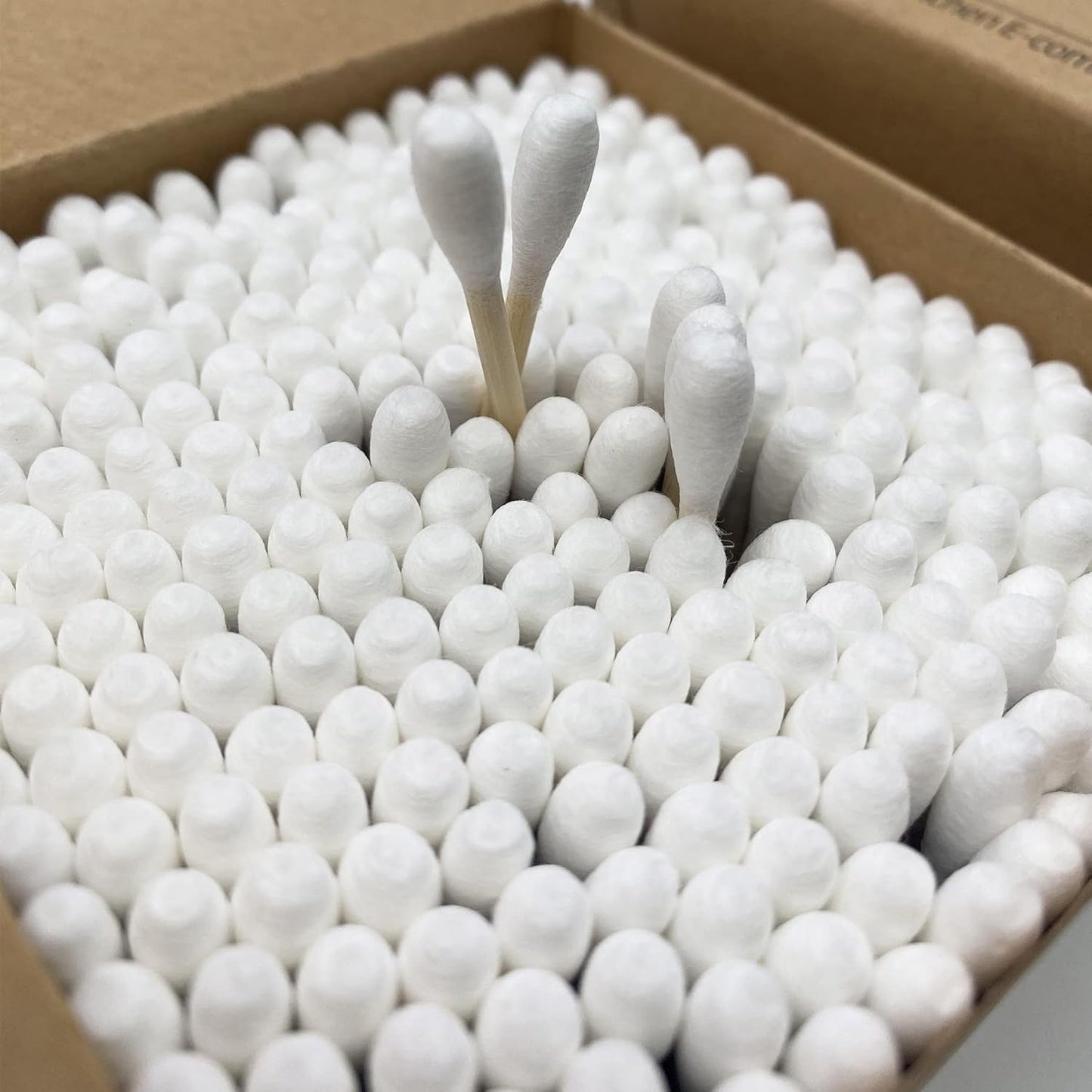 Bamboo Cotton Swabs 900ct, Natural Cotton Buds with Case for Personal Care，3 Pack Biodegradable Cotton Tips