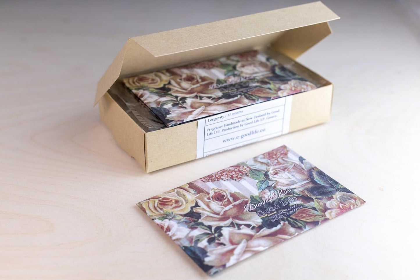 Good Life Damask Rose Scented Sachets | Designed in New Zealand | 12 Sachets – Vintage
