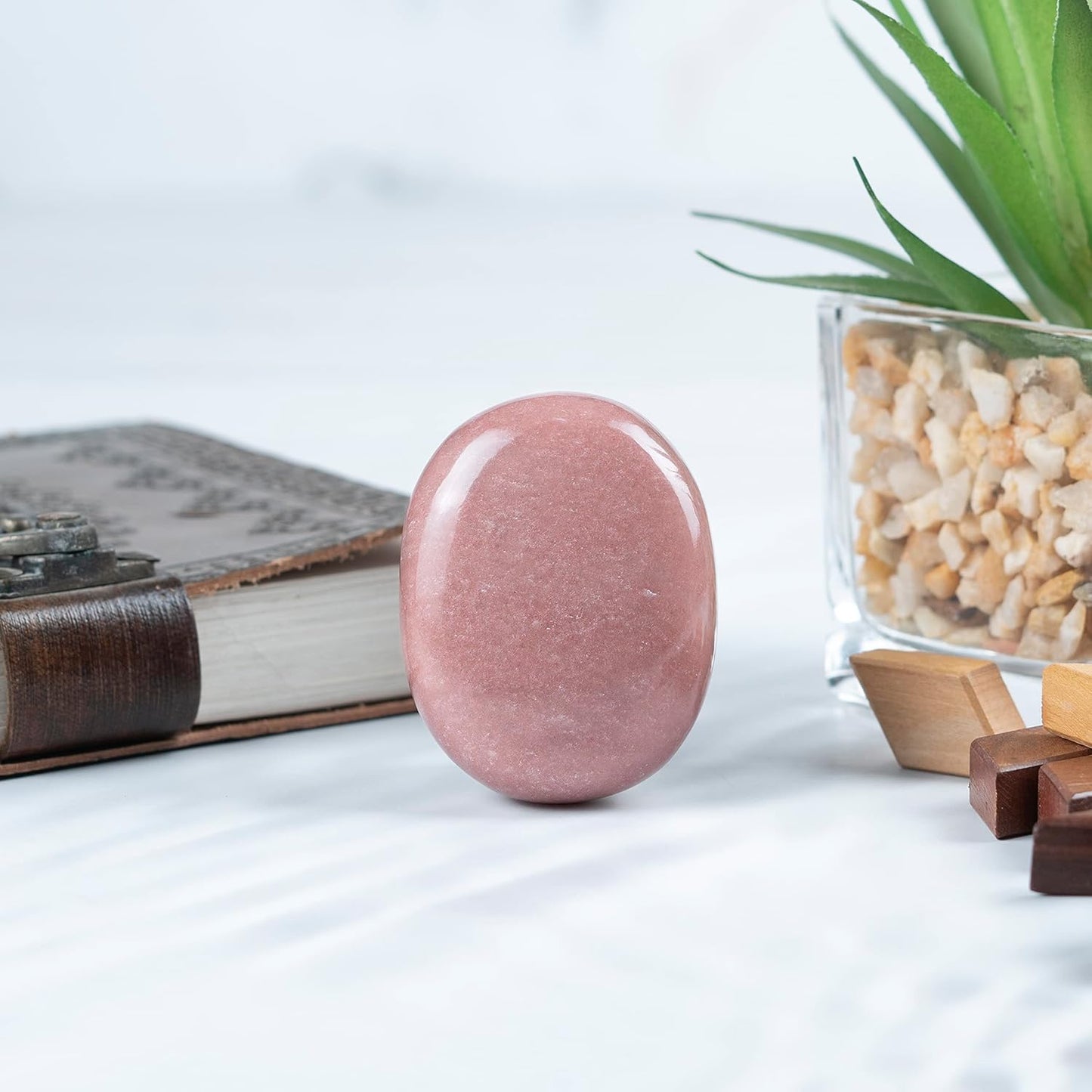 Crocon 50mm Pink Agate Large Oval Palm Stone 900+ Carats Pocket Massage Worry Stones for Natural Body Chakra Balancing Reiki Healing Stones and Crystal Grid Healing Massage Spa Energy Crystals