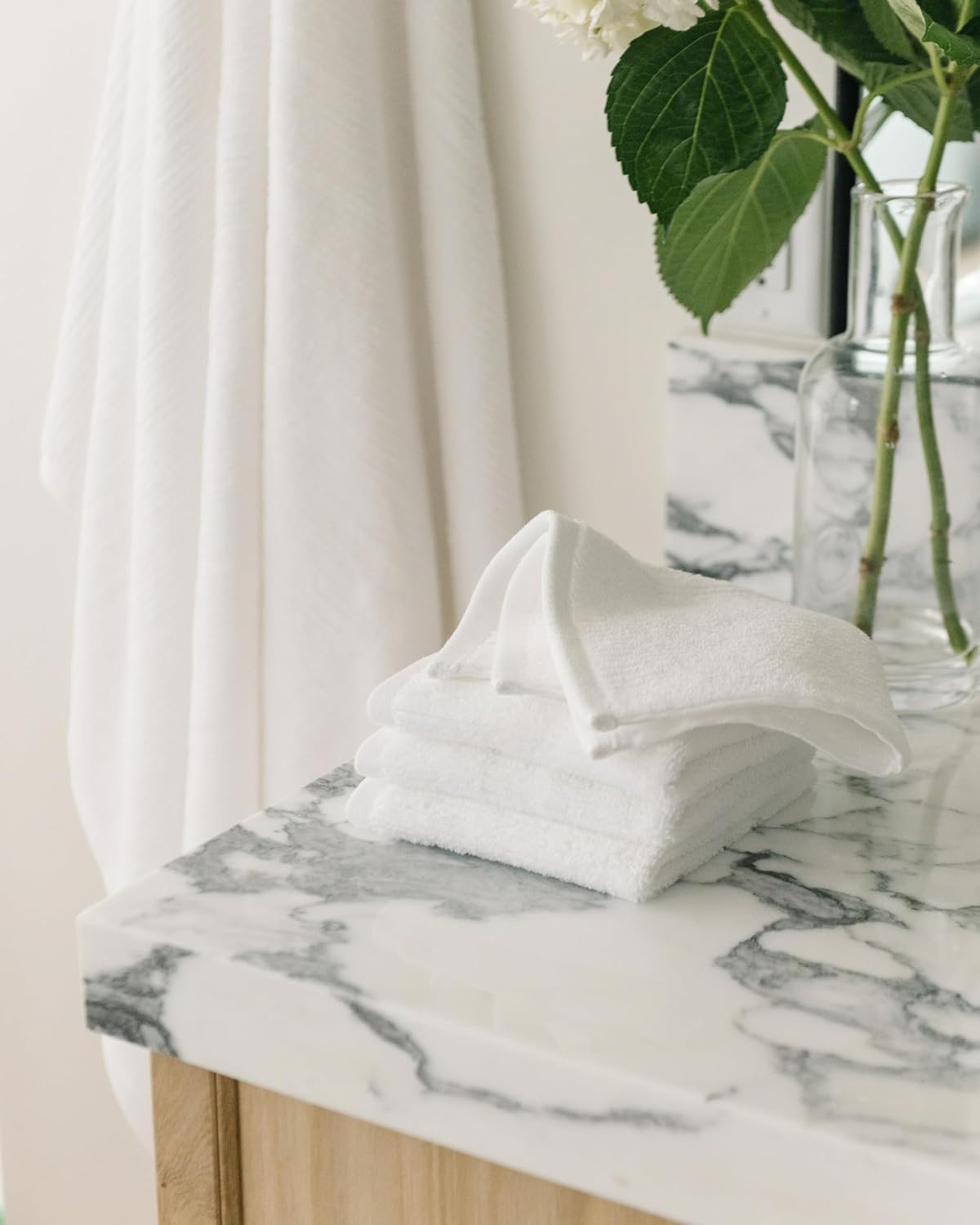 Cozy Earth Ribbed Washcloth Set - 60% Cotton 40% Viscose from Bamboo Bathroom Washcloths - Soft & Absorbent Textured Ribbed Pattern - 4 Pack White