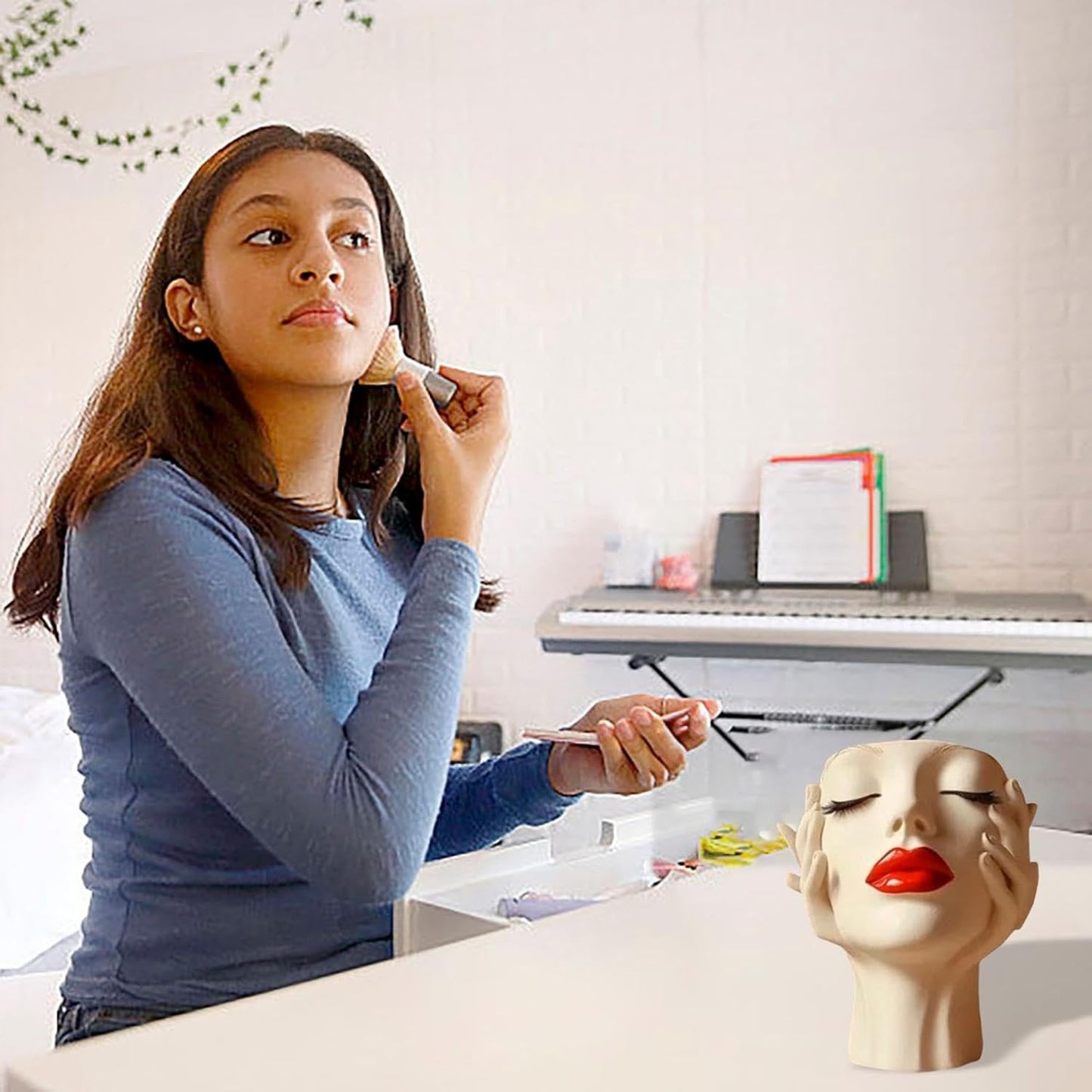 Makeup Brush Organizer, Boho Women Head Shape Sculpture, Modern Desk Decor Pen Holder, White Female Face Vase Bookshelf Decor, Office Shelf Organizer for Vanity, Living Room, Home (Beige 3)