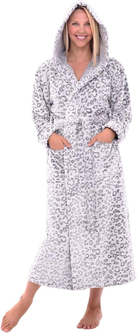 Alexander Del Rossa Womens Robe, Long Plush Bathrobe with Hood, Hooded Robes for Women Plus Size Bath Robe