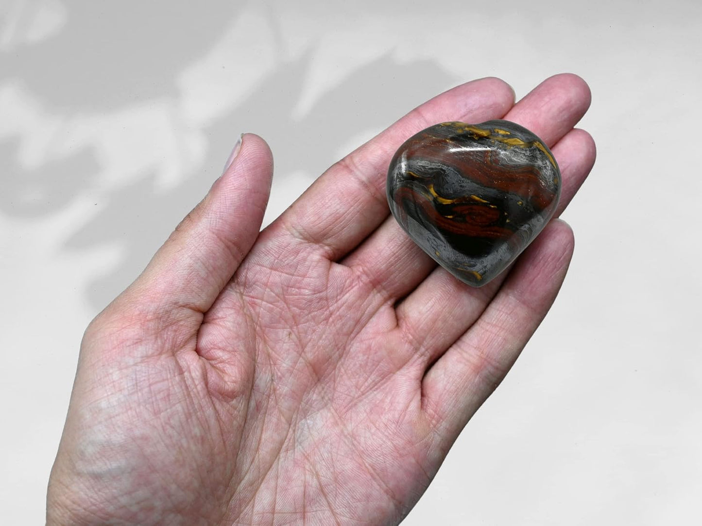 Iron Tiger Eye Crystal Heart Palm Stone - Pocket Massage Worry Stone for Natural Body Chakra Balancing, Reiki Healing and Crystal Grid