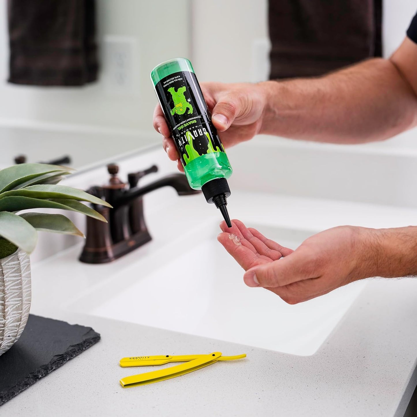 Non-Foaming Shave Gel for Men - Professional Barber-Grade Shaving Gel, Moisturizing & Skin Replenishing, Smooth Close Shave. 6.8 oz, Sandalwood scent