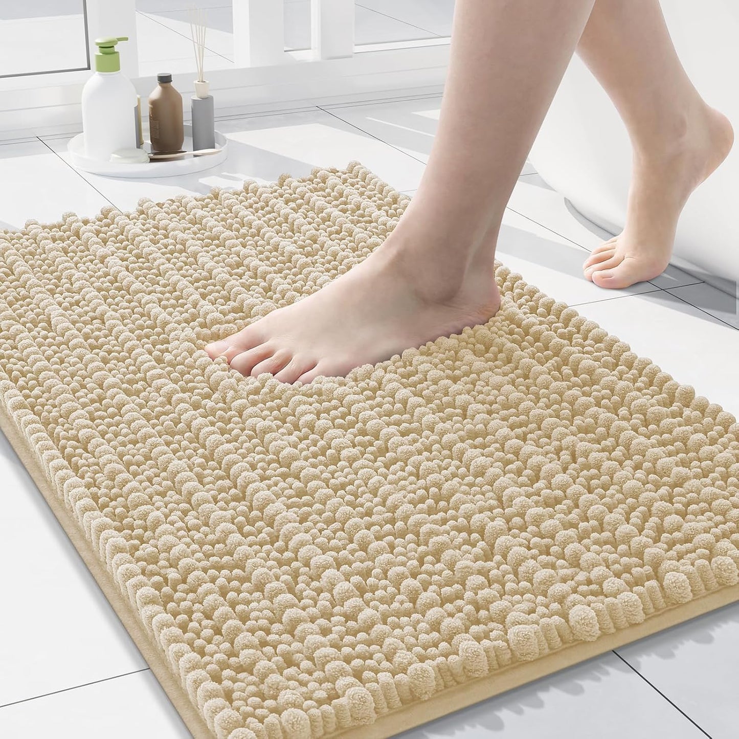 Arotive Luxury Chenille Bathroom Rug Mat, Extra Soft Thick Absorbent Shaggy Bath Rugs, Non-Slip Machine Wash Dry, Plush Bath Mats for Bathroom, Shower and Tub, 30x17, Cream Beige