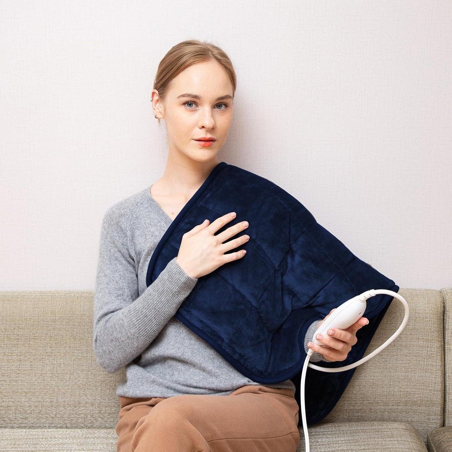 Ambershine 17''x33'' Weighted Heating Pad, 5.2lbs with 12 Temperature Settings & 4 Auto-Off Timers, Pain Relief for Back/Neck/Shoulders/Abdomen/Legs, Christmas Gifts for Mom Dad Women Men(Dark Blue)