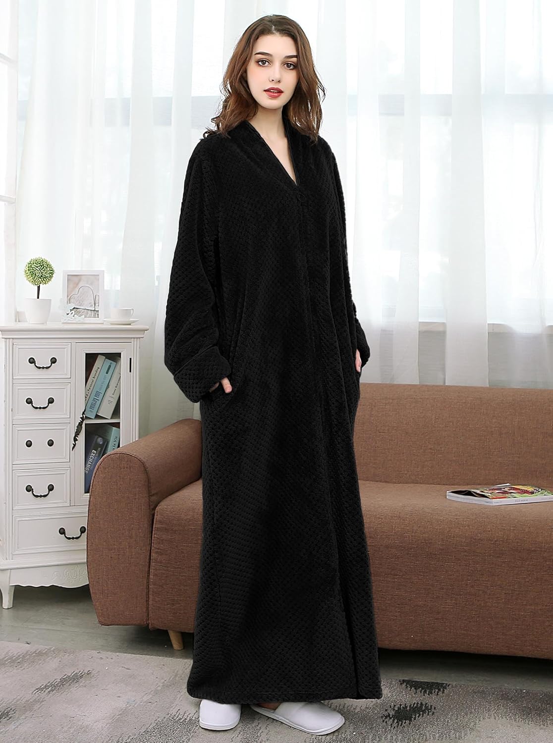 Artfasion Womens Fleece Robe Plush Long Zip Front Bathrobe with Pockets Warm Soft Zippered Bathrobes for Women