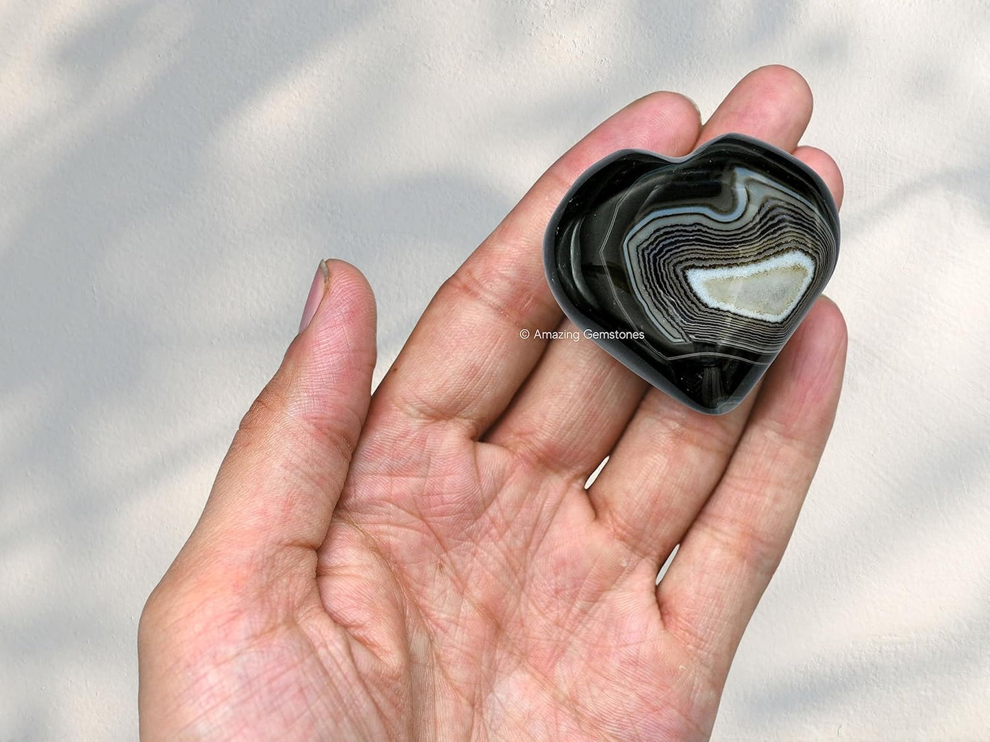 Amazing Gemstone Black Onyx Agate Crystal Heart Palm Stone - Pocket Massage Worry Stone for Natural Body Chakra Balancing, Reiki Healing and Crystal Grid