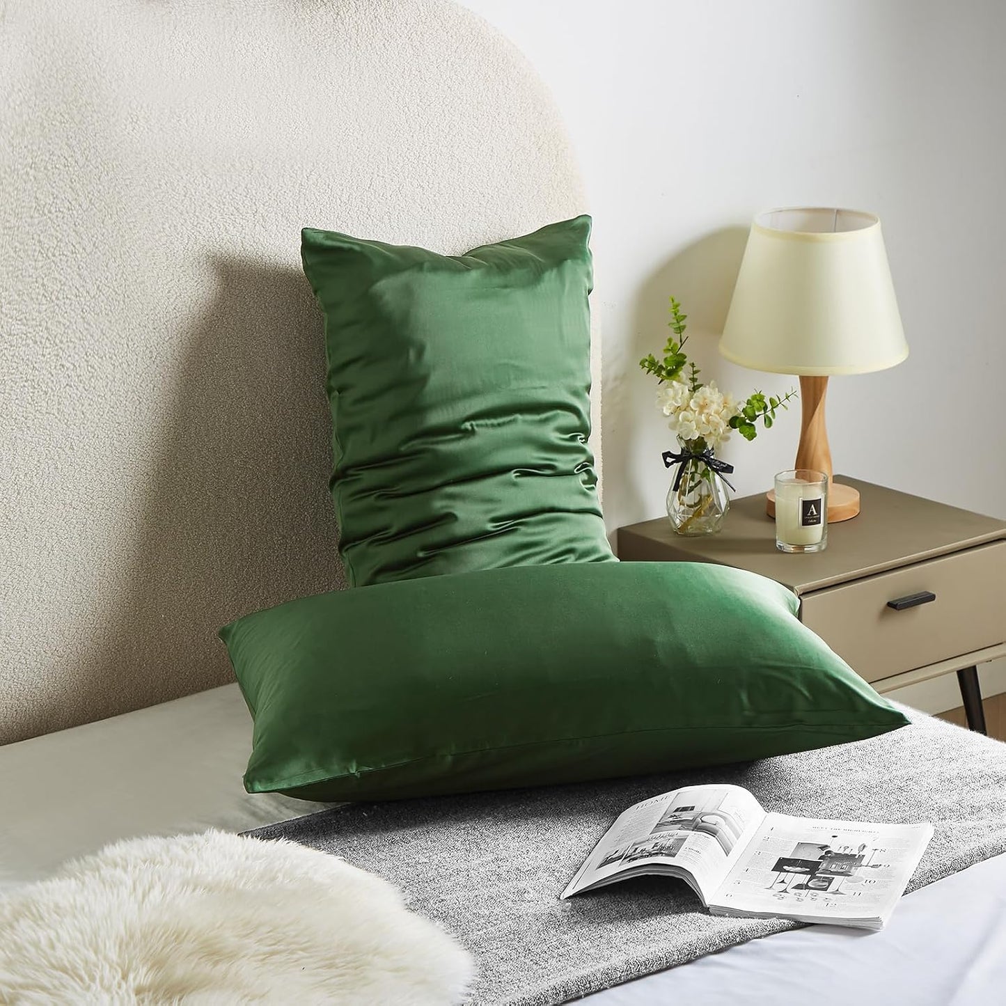 Silk Pillow Cases for Hair and Skin Mulberry Silk Pillowcase Soft Breathable Smooth Both Sided Natural Silk Pillow Cases with Zipper Beauty Sleep1 Pack for Gift(Standard,Green)