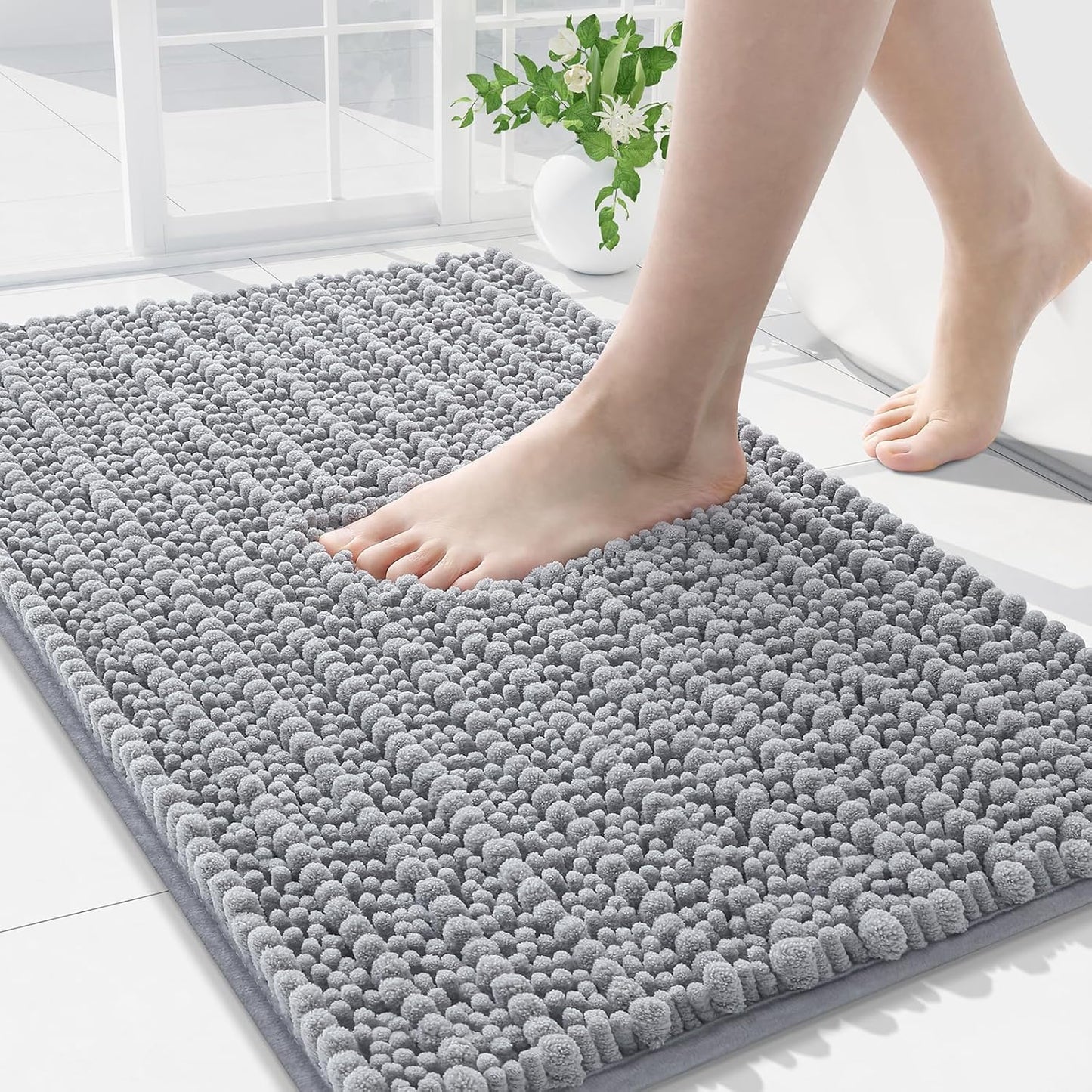 Arotive Luxury Chenille Bathroom Rug Mat, Extra Soft Thick Absorbent Shaggy Bath Rugs, Non-Slip Machine Wash Dry, Plush Bath Mats for Bathroom, Shower and Tub, 34x21, Light Grey