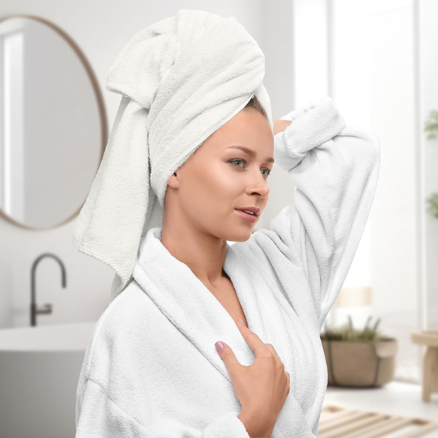 Avalon Towels White Bath Towels Set of 4 pcs (27x54 inches), 100% Cotton Towel Absorbent and Quick Dry White Towels for Bathroom, Super Soft and Perfect for Daily Use