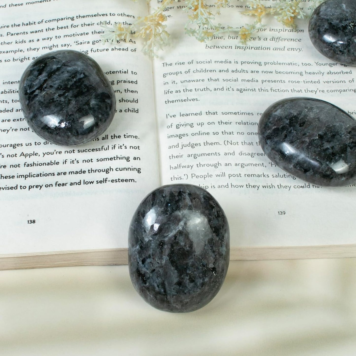 Crocon 50mm Larvikite Palm Large Palm Stone 900+ Carats Pocket Worry Stones for Natural Chakra Balancing Reiki Healing Stones and Crystal Healing Spa Energy Crystals Gifts for Women