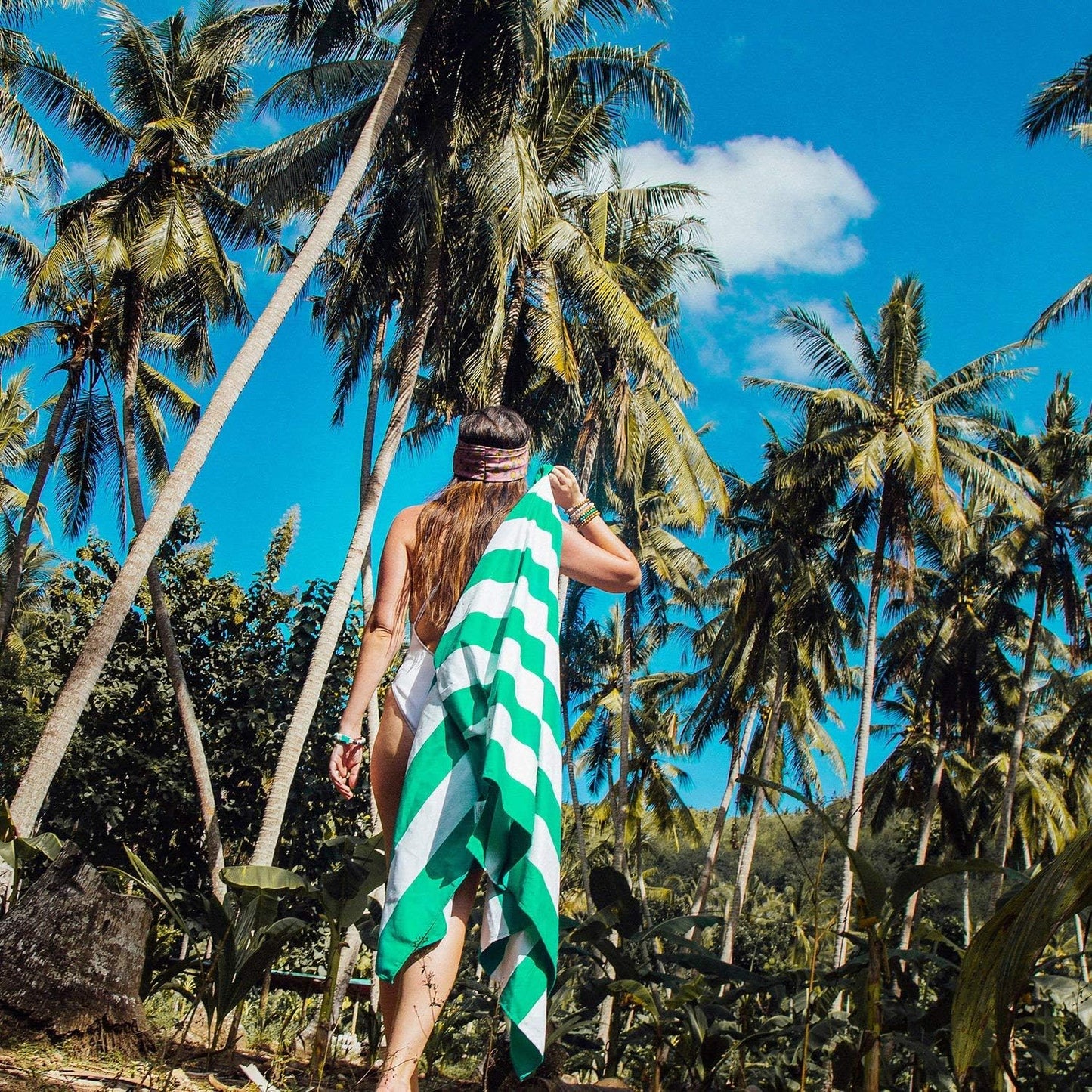 Dock & Bay Beach Towel - Quick Dry, Sand Free - Compact, Lightweight - 100% Recycled - Includes Bag - Cabana - Cancun Green - Large (160x90cm, 63x35)