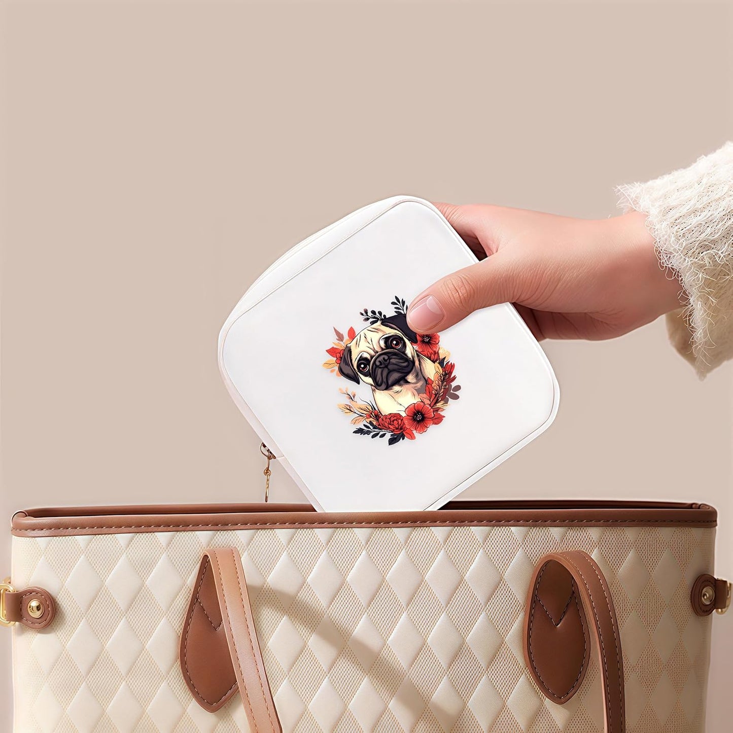 Pug Mini Makeup Bag, Pug Gift For Women Girls, Cute Portable Zipper Pouch Cosmetic Bag For Teen Girls Kids, Small Storage Bag For Sanitary Pad, Period napkin bag!