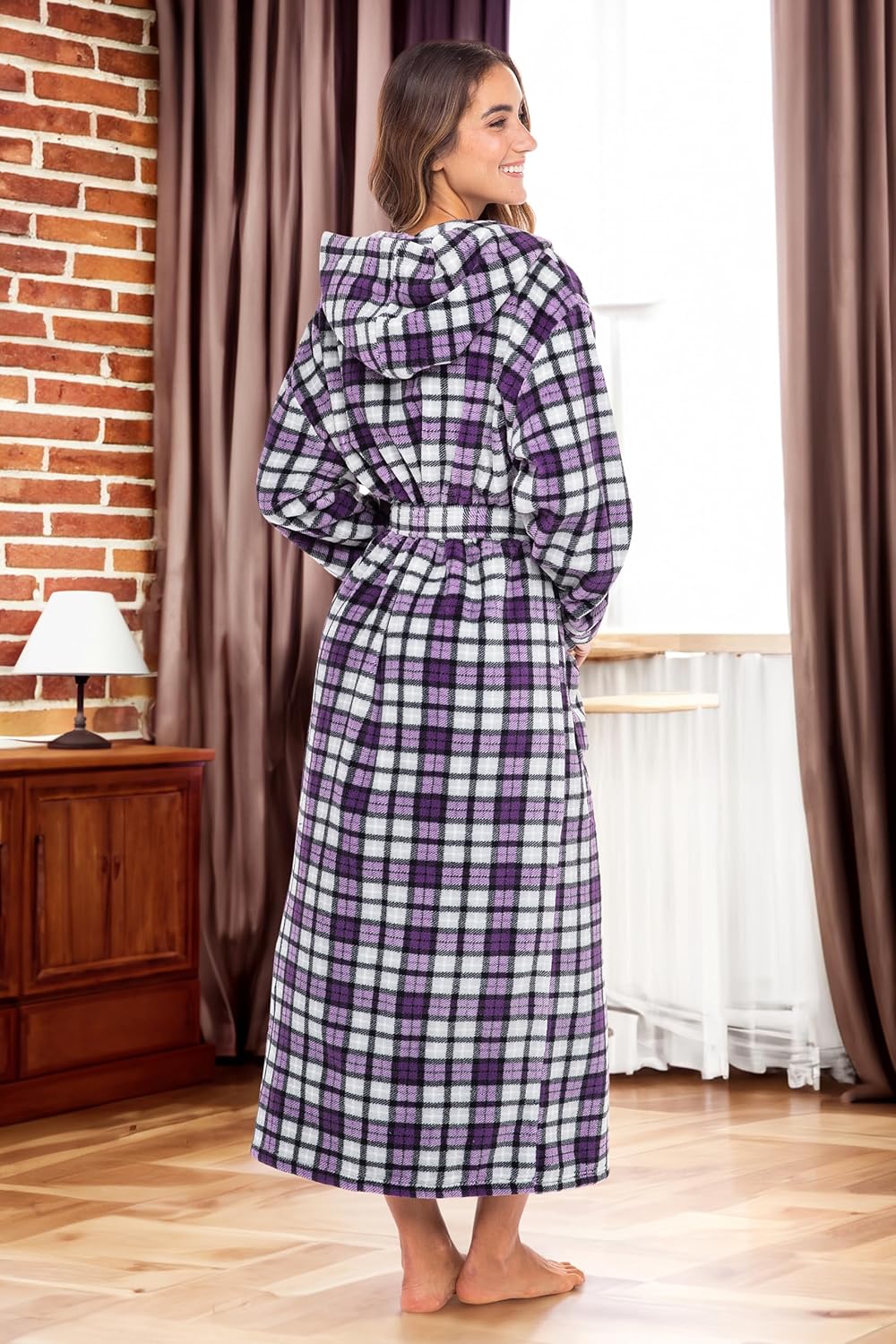 Alexander Del Rossa Womens Robe, Long Plush Bathrobe with Hood, Hooded Robes for Women Plus Size Bath Robe